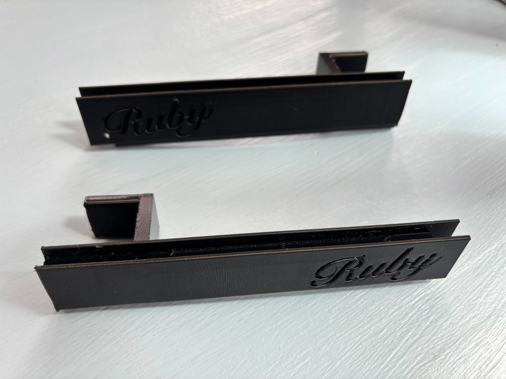 Side window ventilation spacer for VW T6