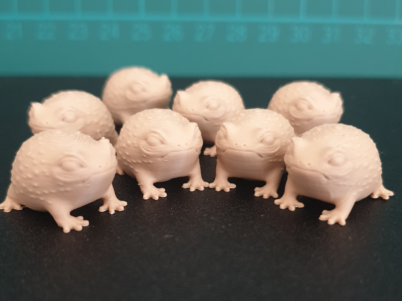 Rain Frog Miniature Figurine - 19mm