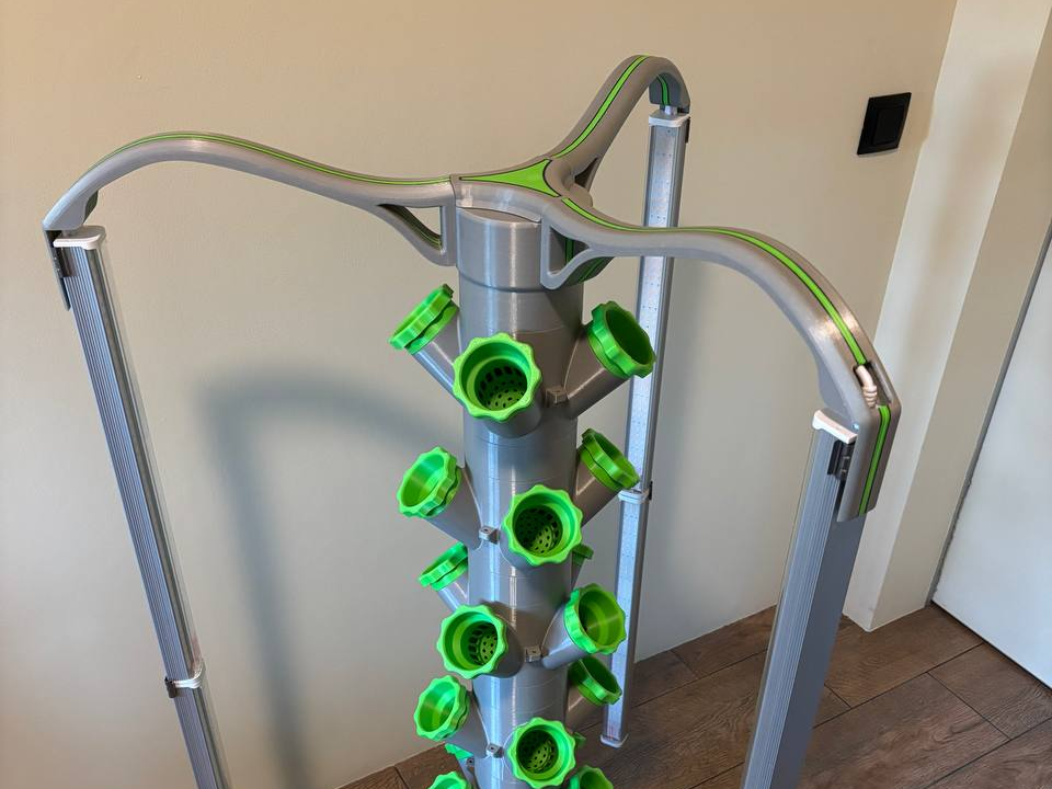 Hydroponic tower light kit