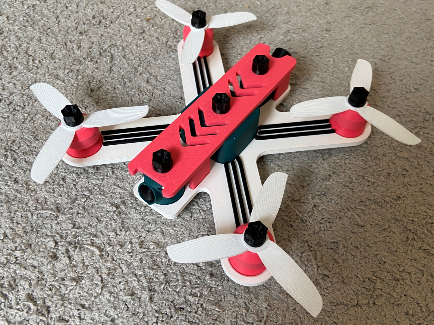Toy FPV Drone :: Toy Drone :: Toy Quadcopter