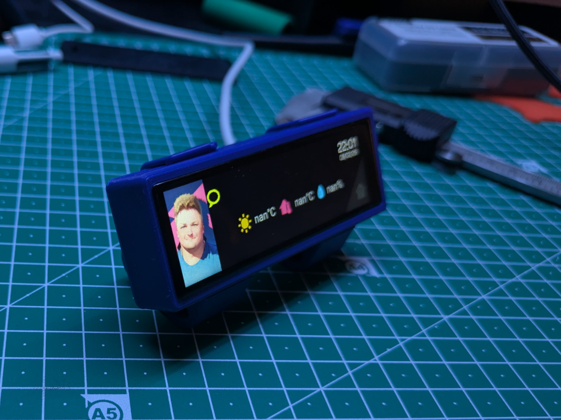 Lilygo T-Deisplay S3 Long - Case w. stand