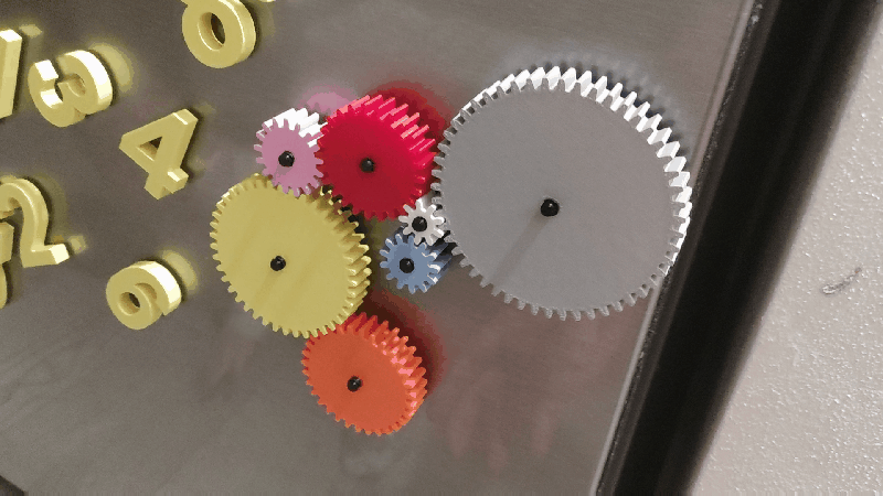 geared wheels with magnets children's toy