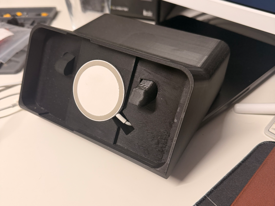 iPhone standby mode Dock iPhone 17 PRO NO Case
