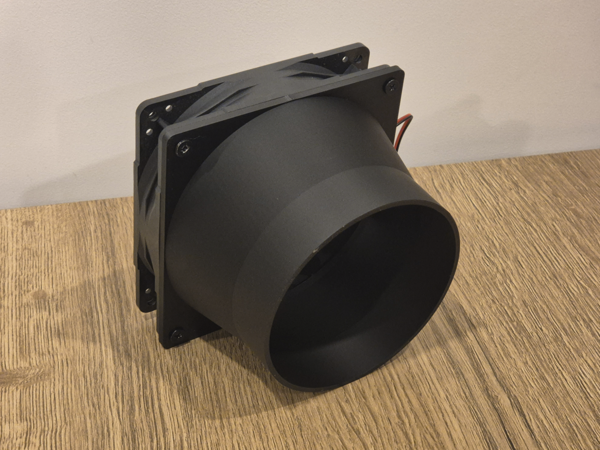 120 & 140mm Fan Duct to 100, 125 & 150mm pipe/hose