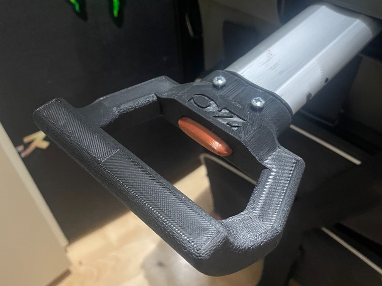 Schumacher Hauler / pit Bag Handle + Button
