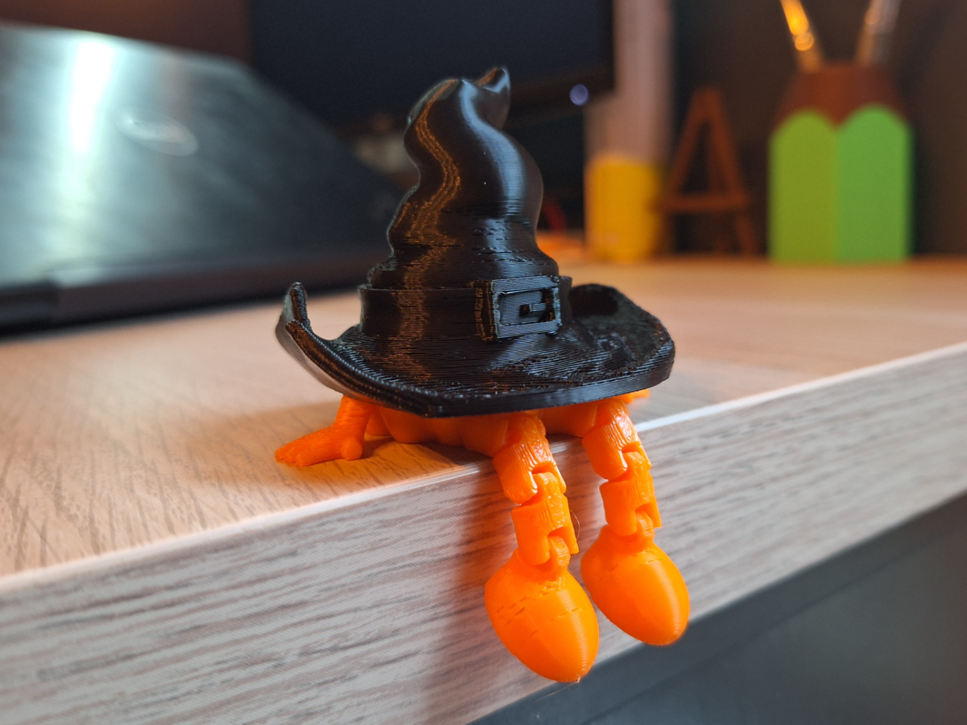 Articulated Pumpkin with Witch Hat