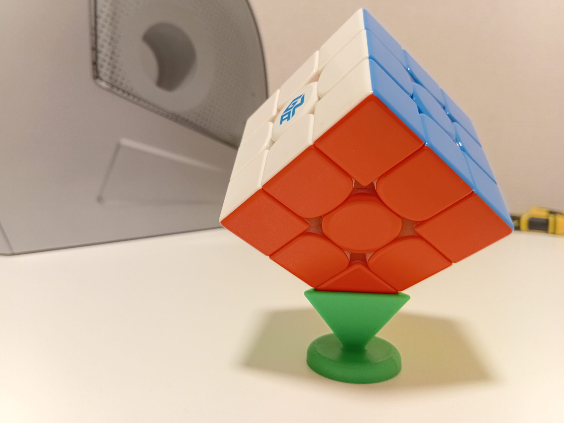 Minimalist Cube Stand
