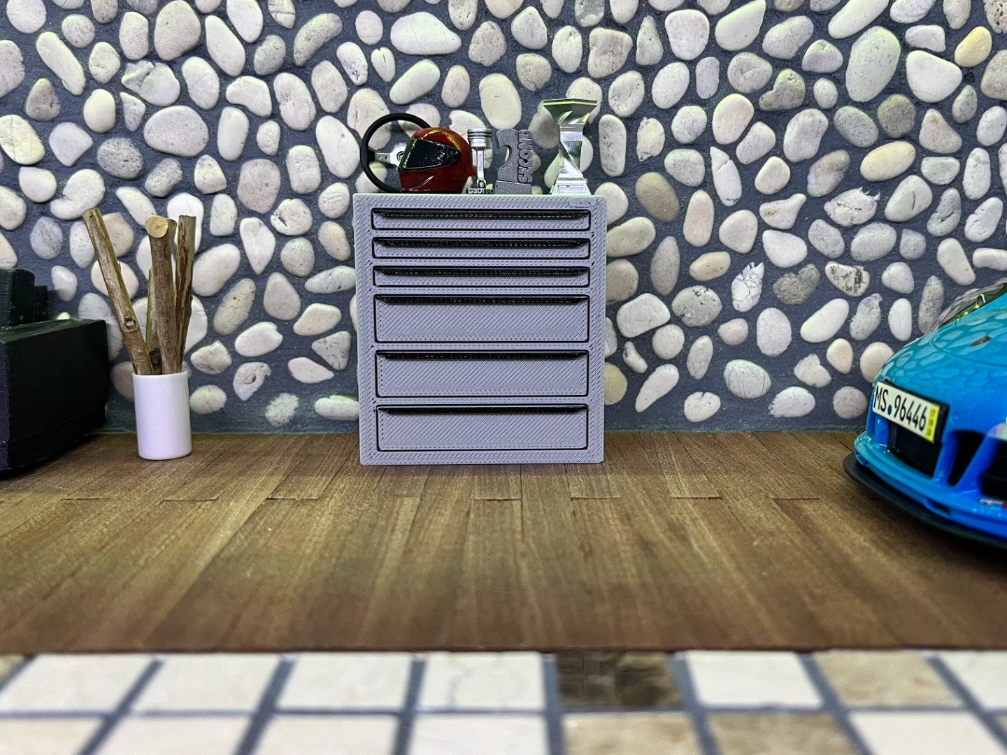 box tool miniature 1:18 diorama garage