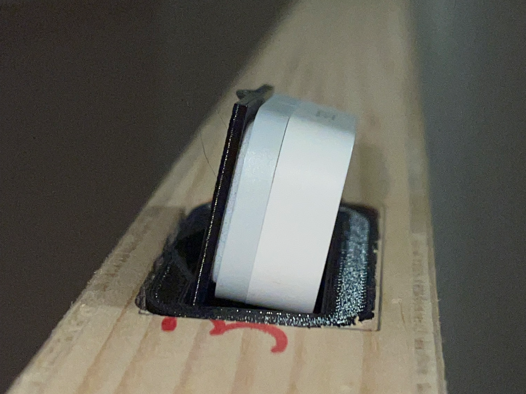 Aqara door insert for sensor