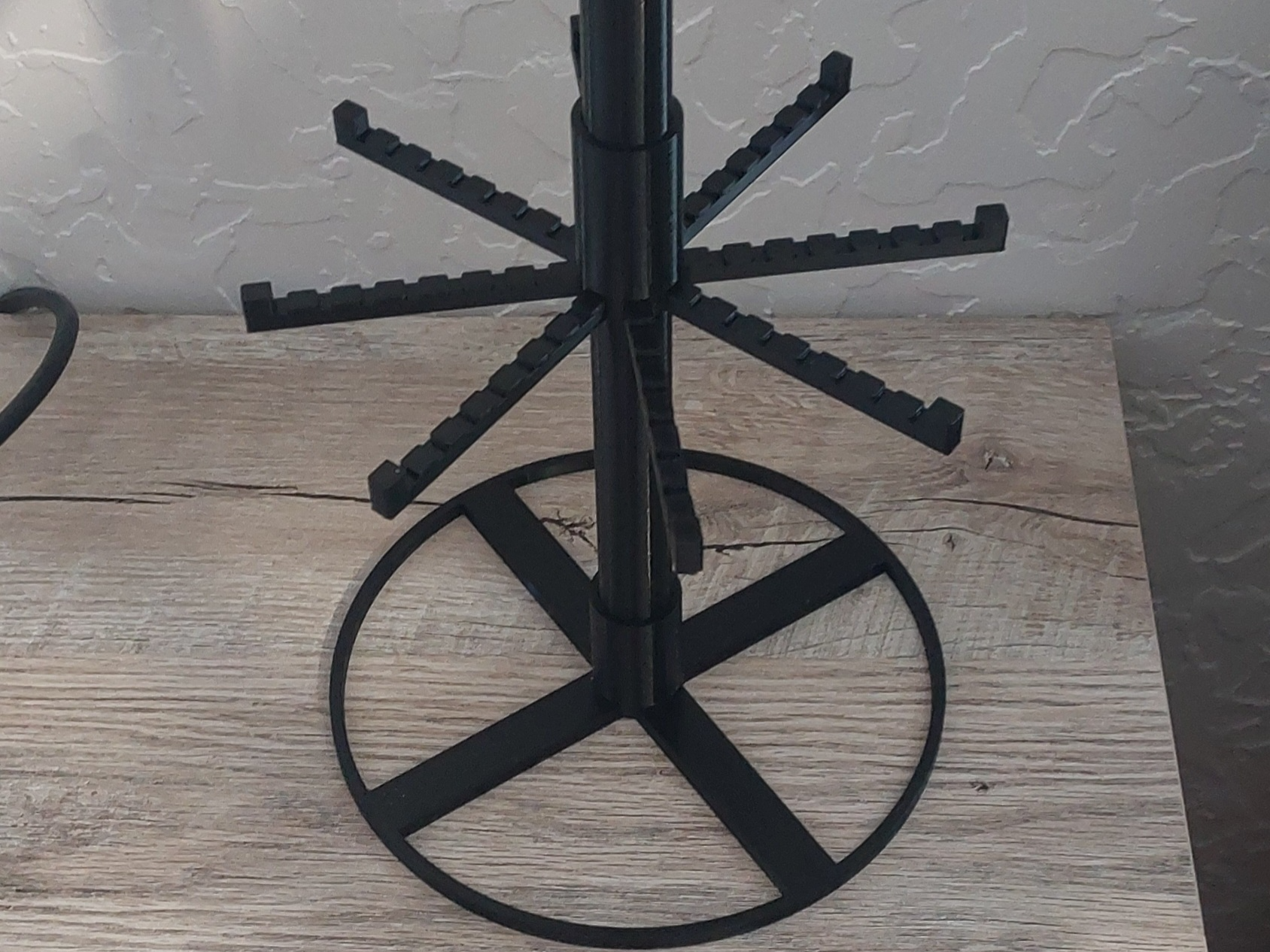 Keychain stand