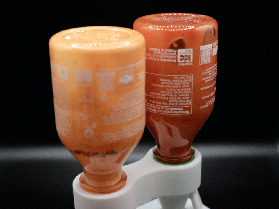 Sriracha Sauce Holder
