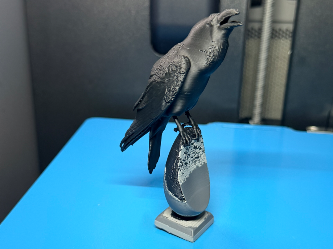 crow statue 3d