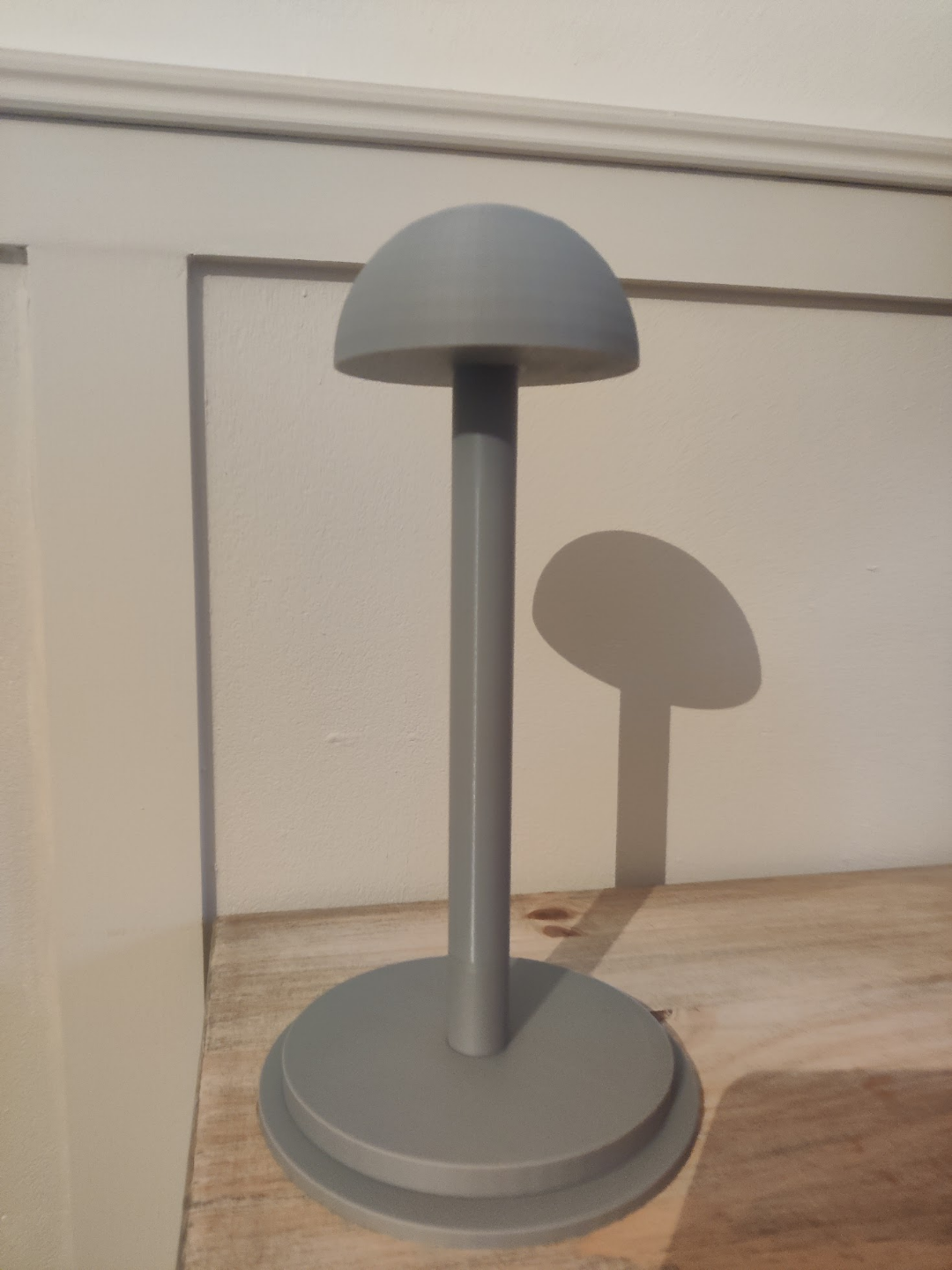 Cosplay Helmet Stand