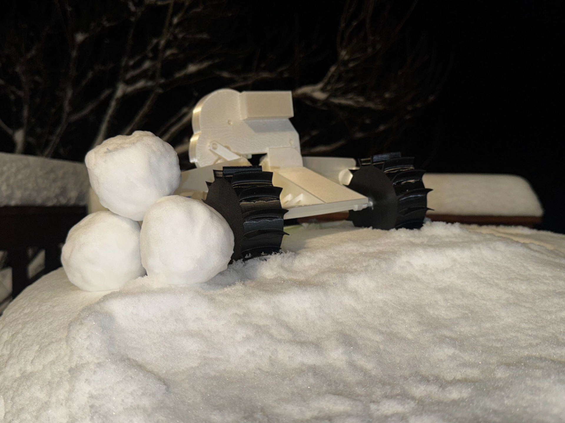 FULLY Automatic Snowball Maker Car