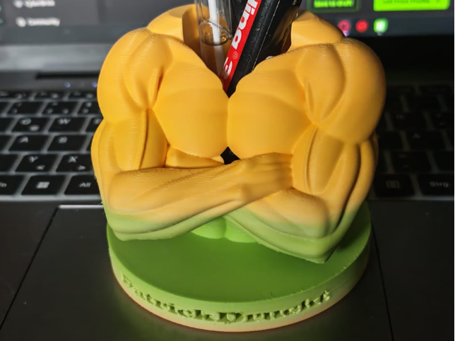 Men Pencilholder