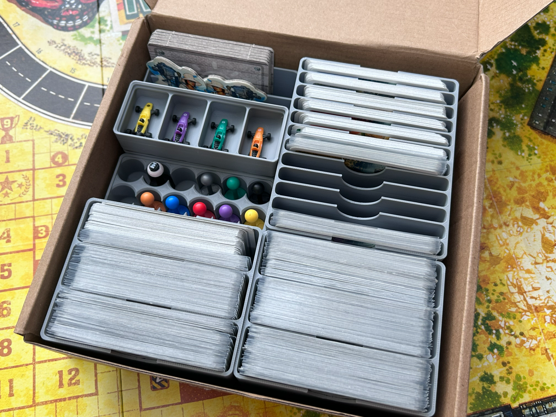 Heat 12 player Storage box