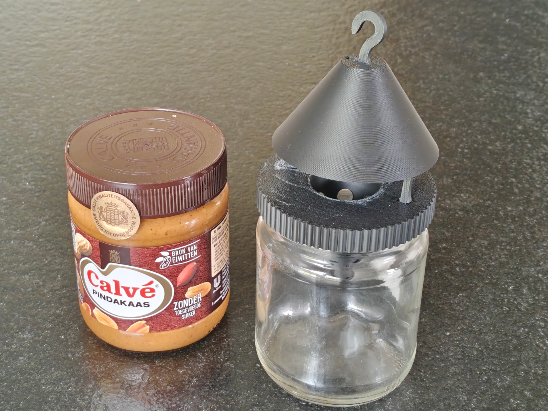 Asian Hornet Trap 73mm lid Jar Calvé peanutbutter