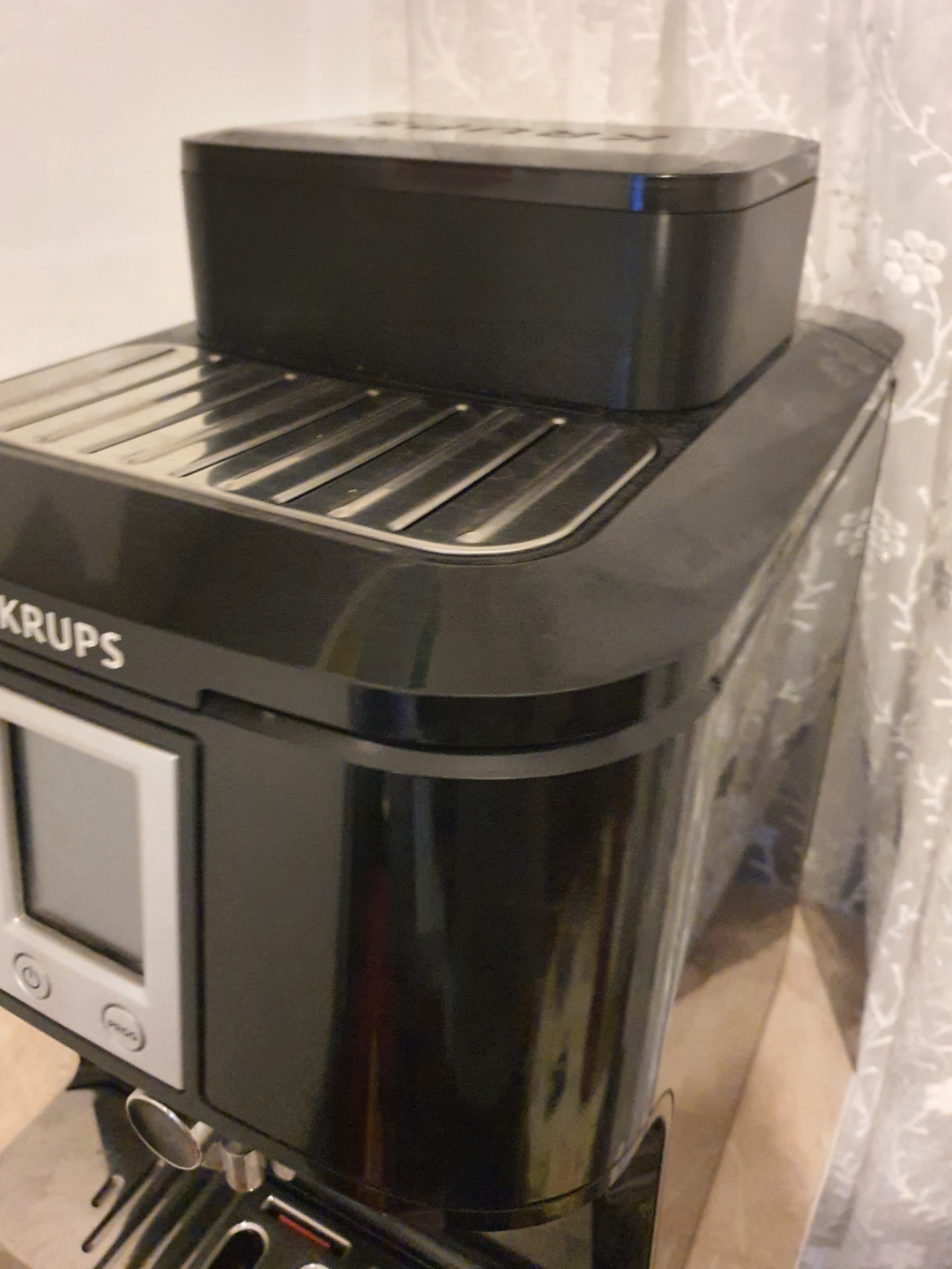 Krups EA880810 additional Coffe Container