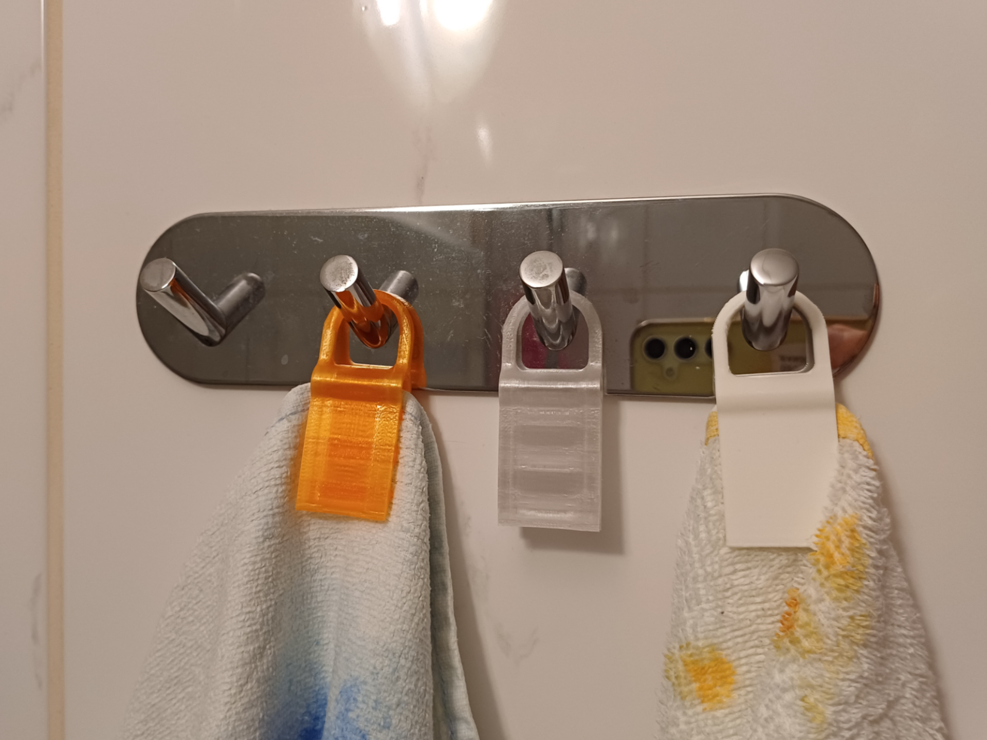 Rag Hanger with Round Hook Loop