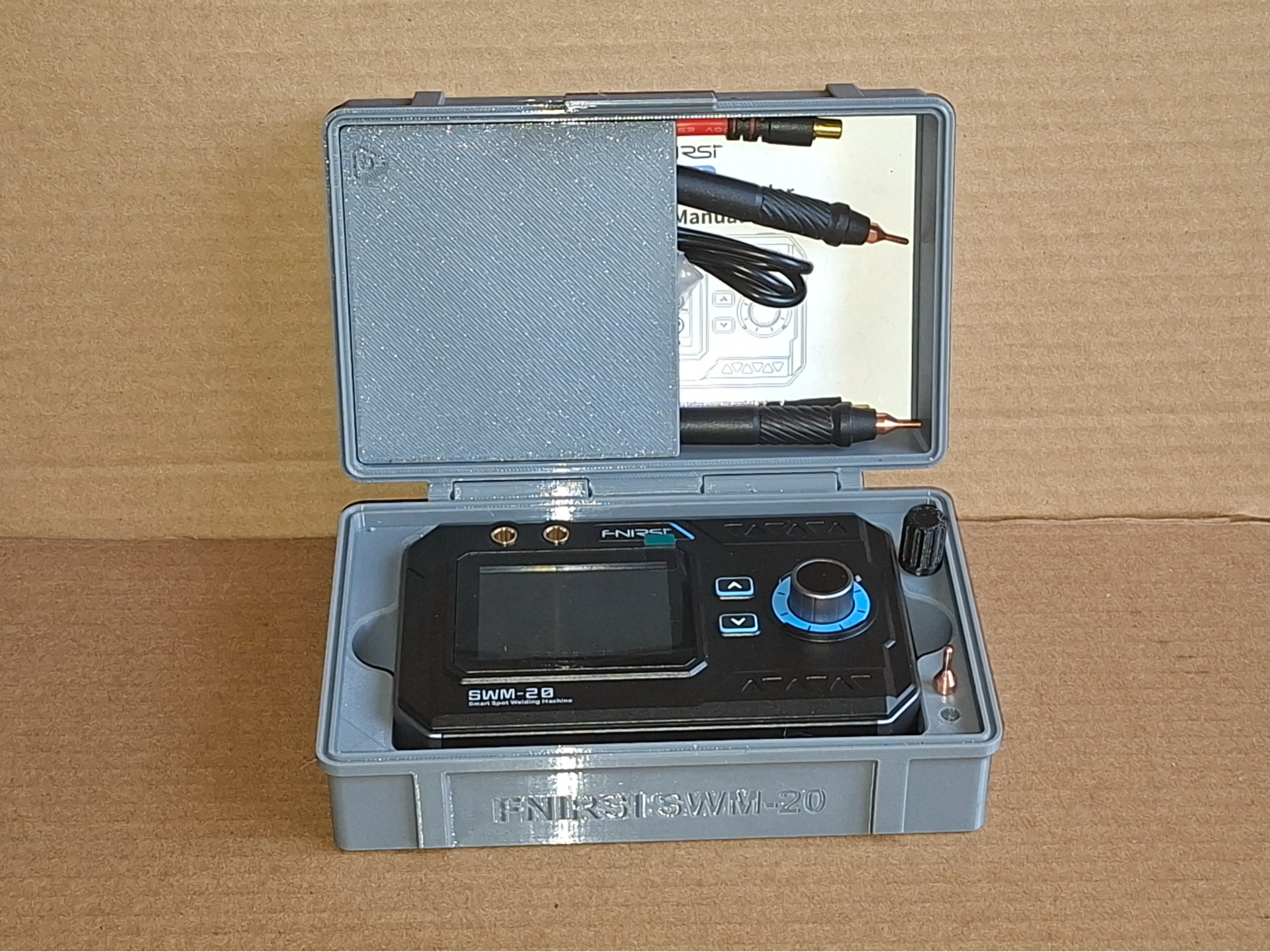 FNIRSI SWM-20 Spot Welder Box r2