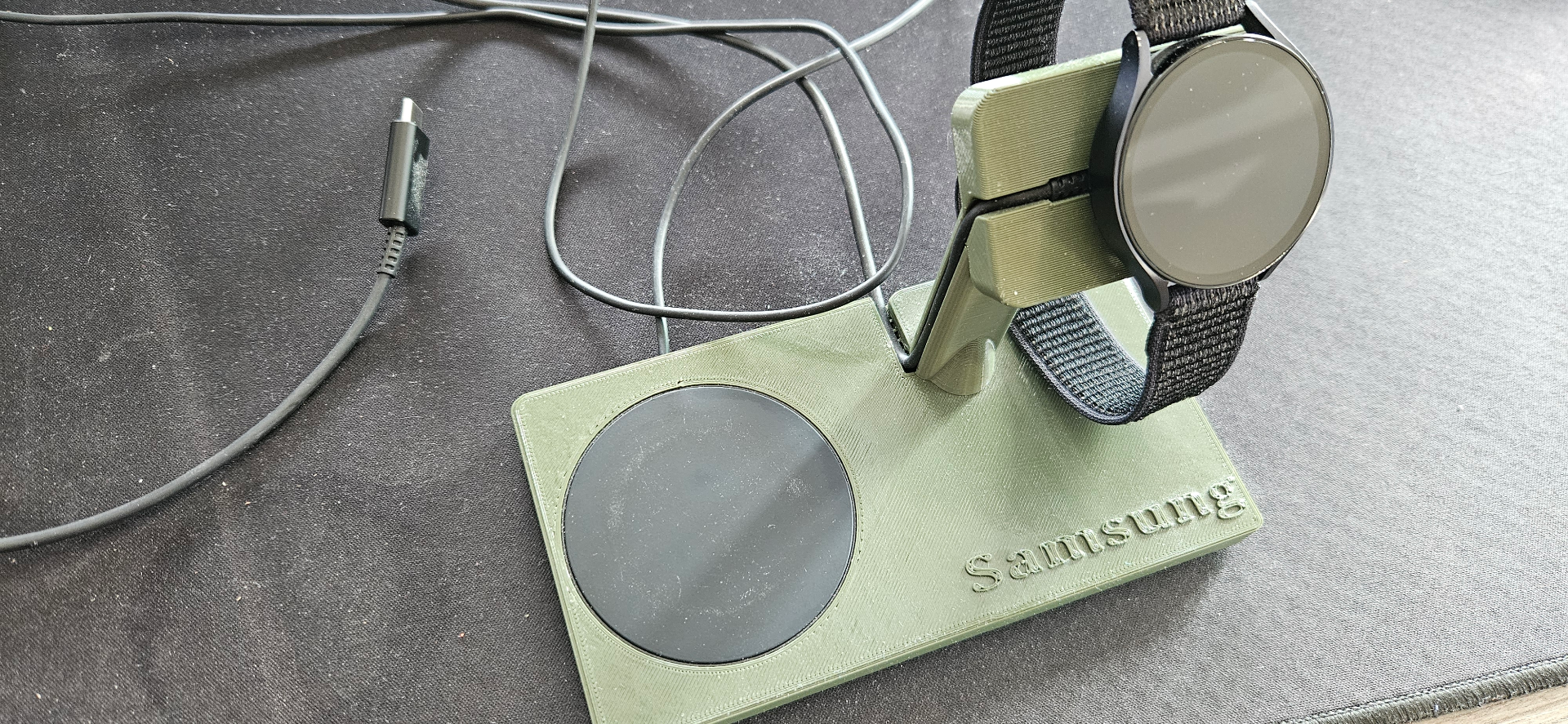 Samsung Wireless Charging Station