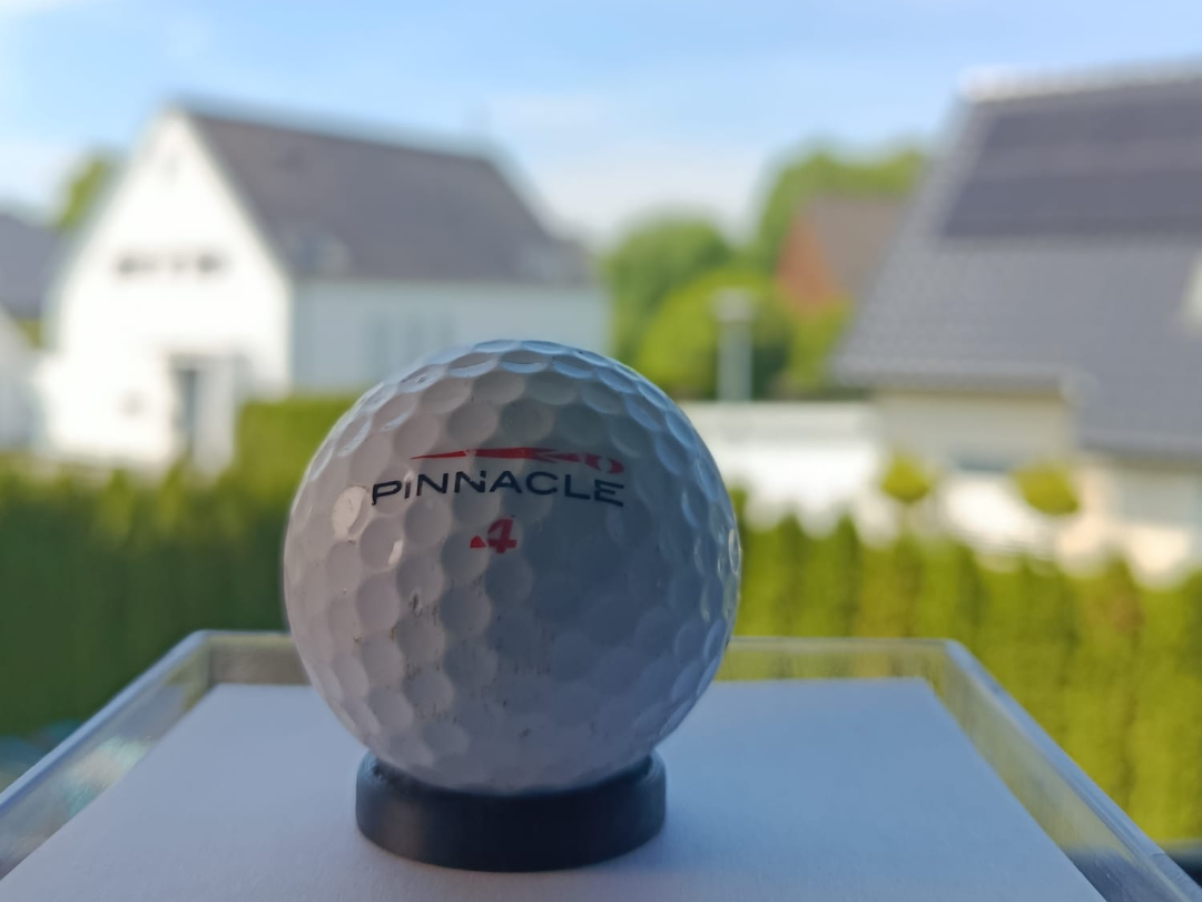 Golfball Stand
