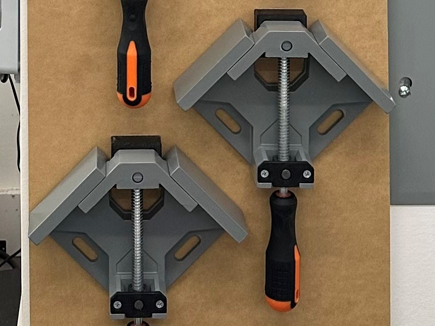 Corner Clamp Wall Mount