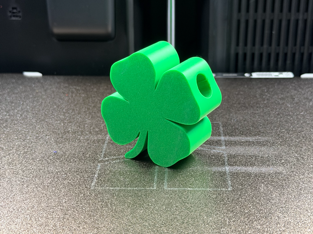 Shamrock, Four-Leaf Clover, Single Pen Holder