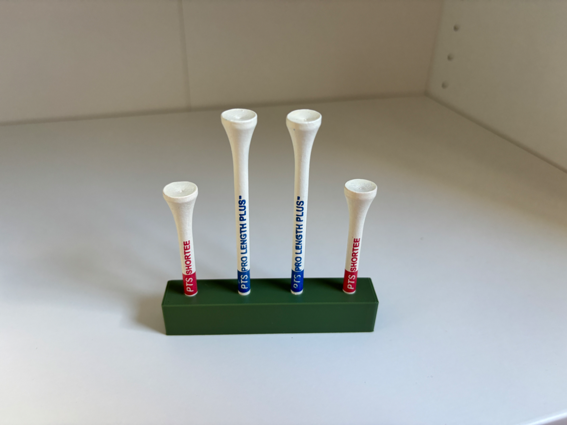 Minimalistic Golf Tee Display Stand