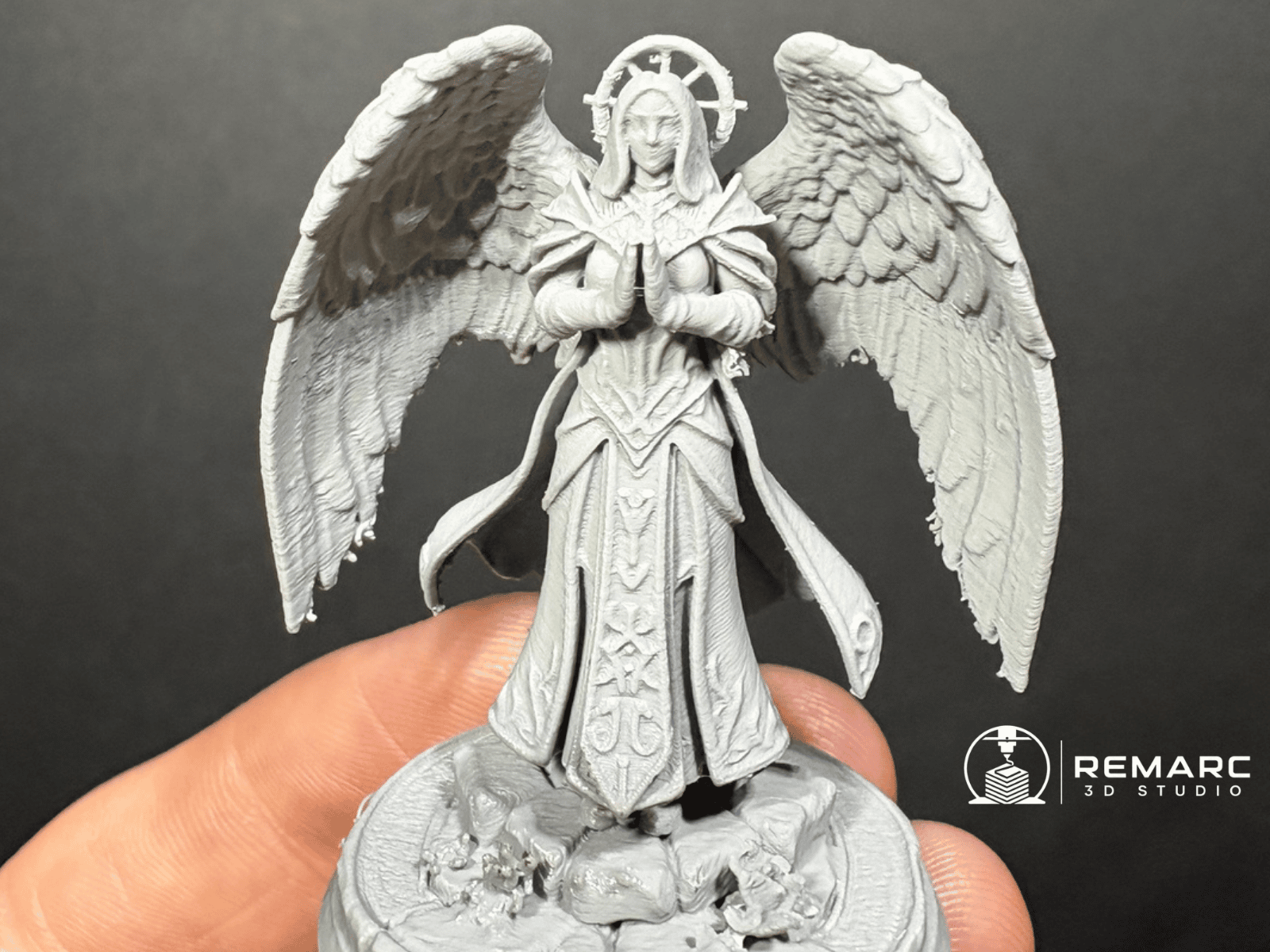 Angel Cleric 50mm