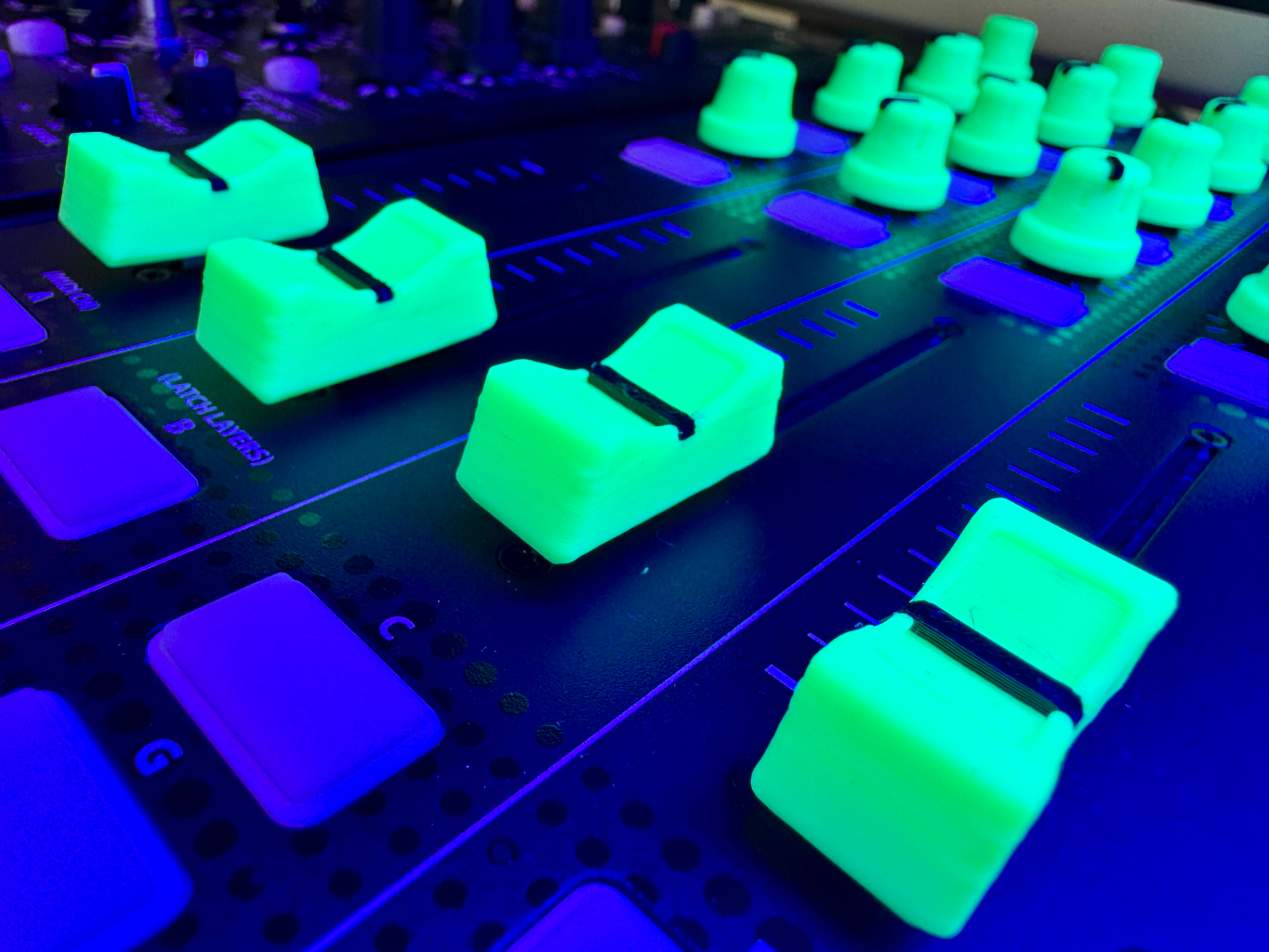 GlowControl DJ Knob & Fader Set