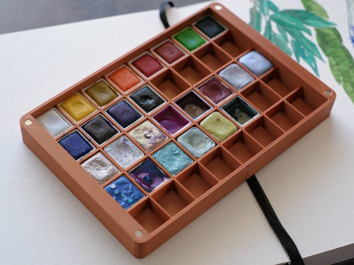 Watercolor pans and boxes
