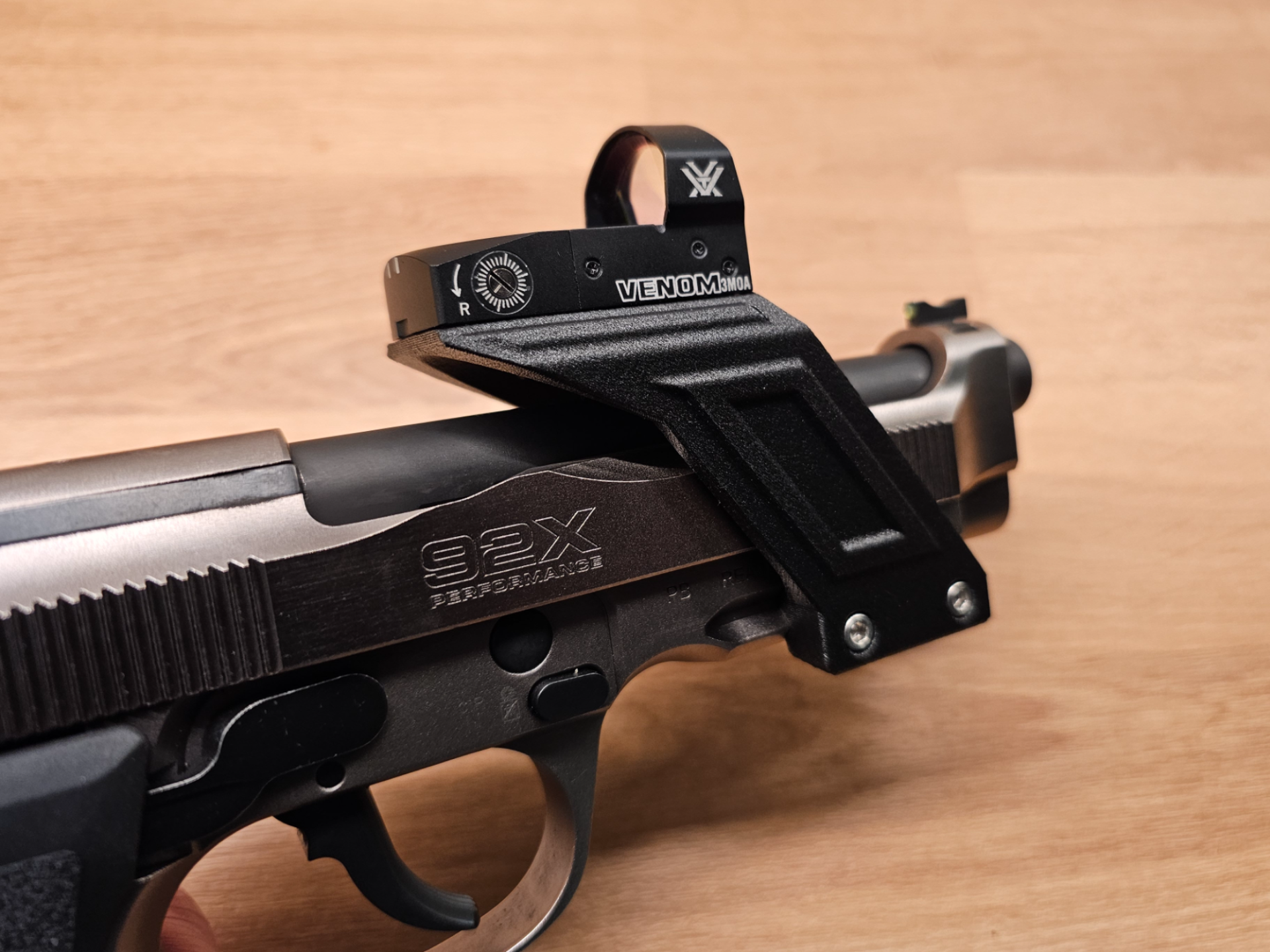 Red Dot mount for Beretta 92X  (on picatinny rail)