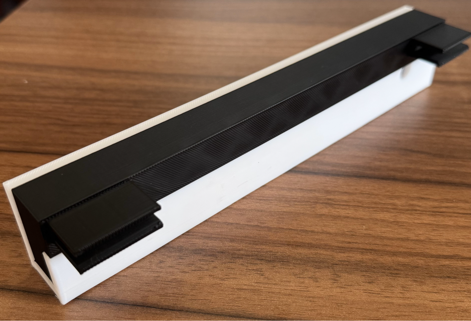 Wall Mount for HexaLeaf – LED from MK Expert