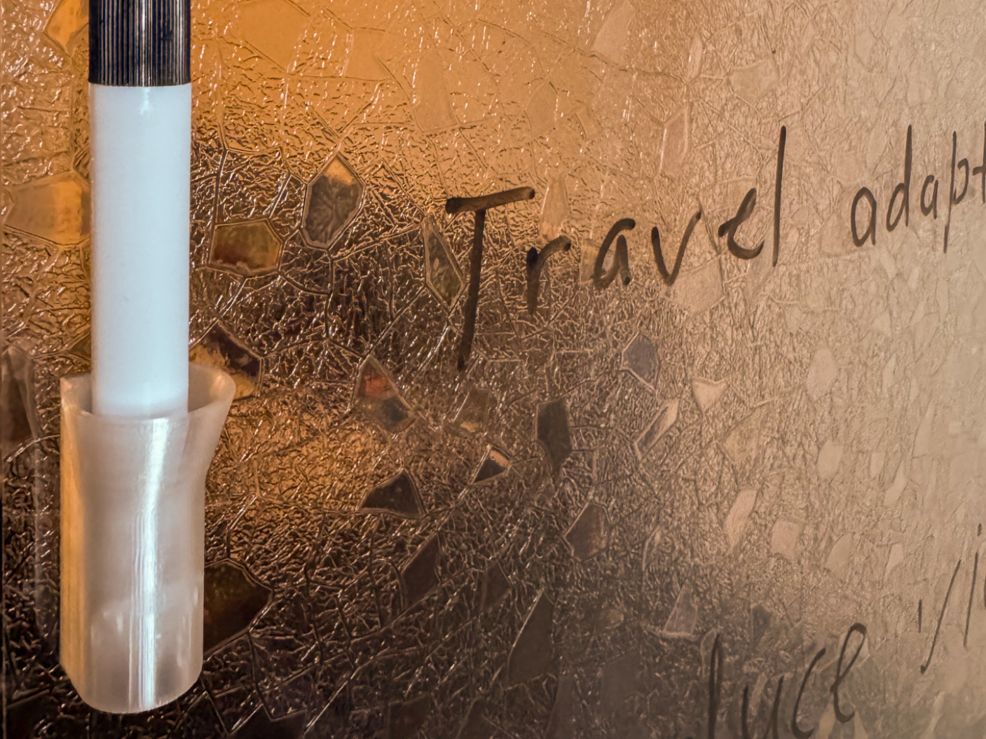 Wall-mounted marker holder