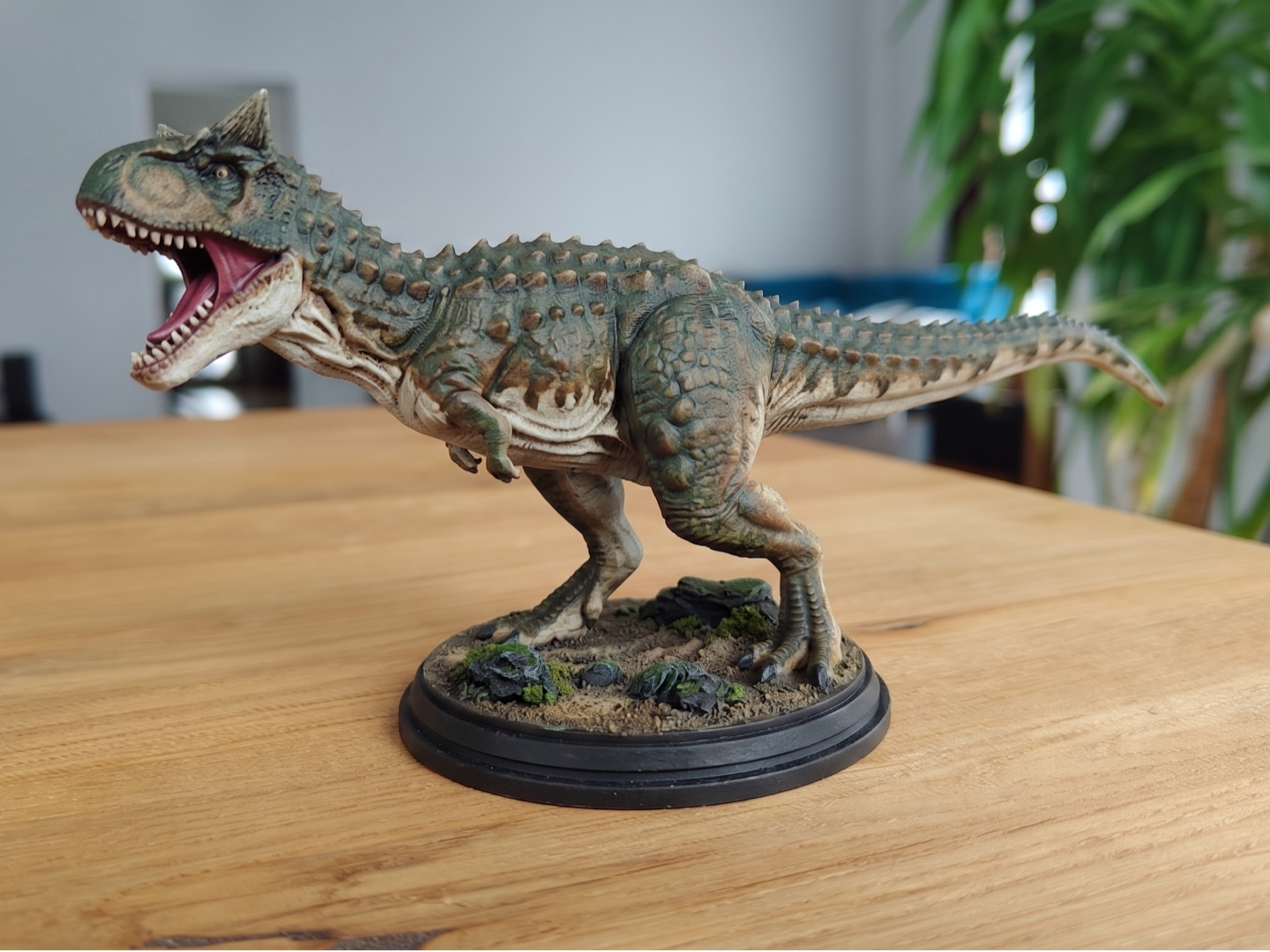 Carnotaurus Realistic Dinosaur Statue