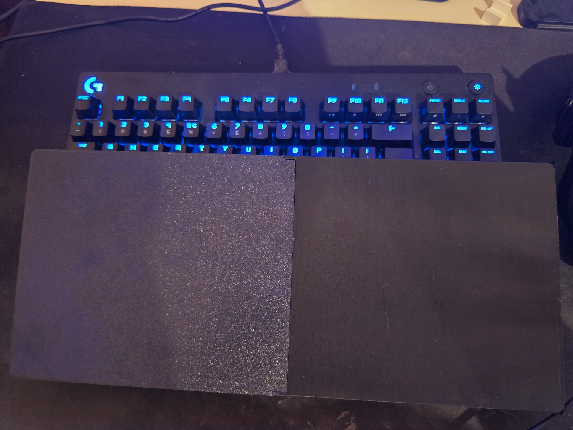Simple Keyboard Cover for Logitech G Pro X TKL
