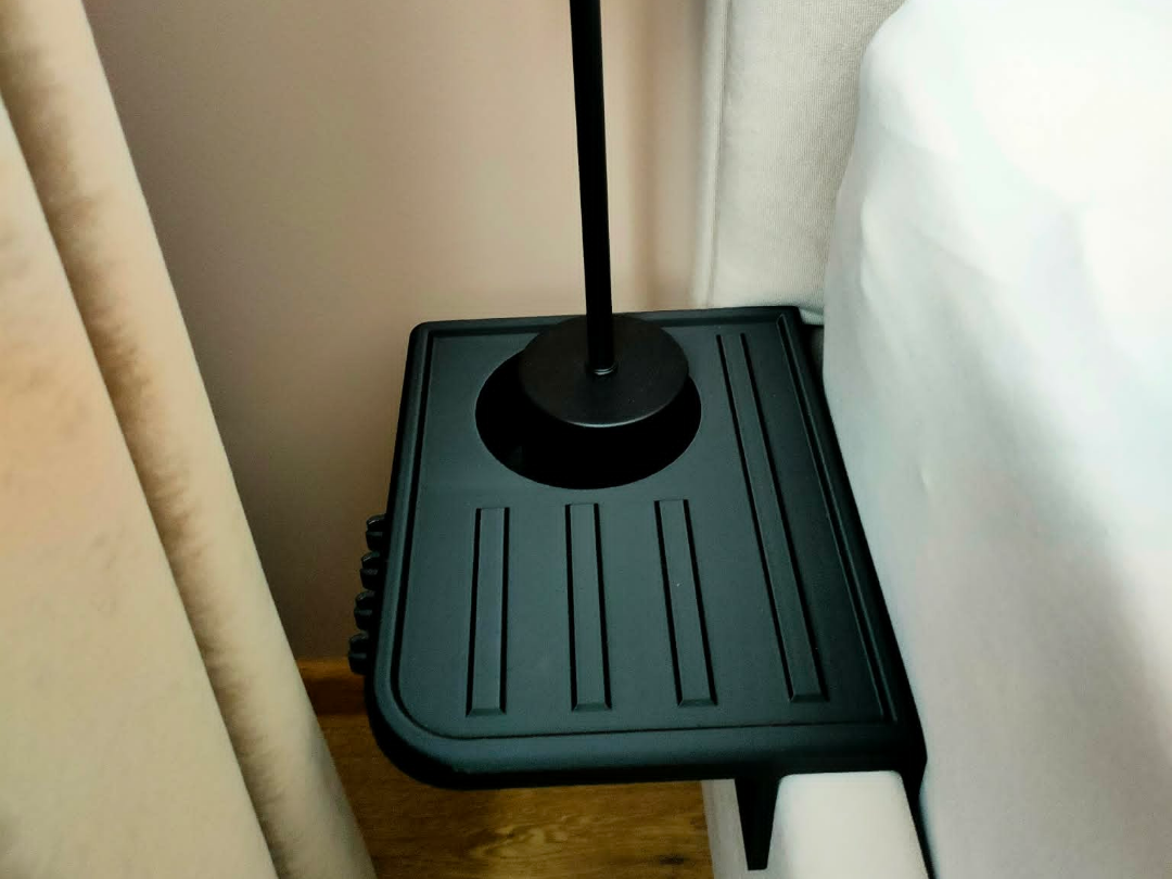 Bed shelf