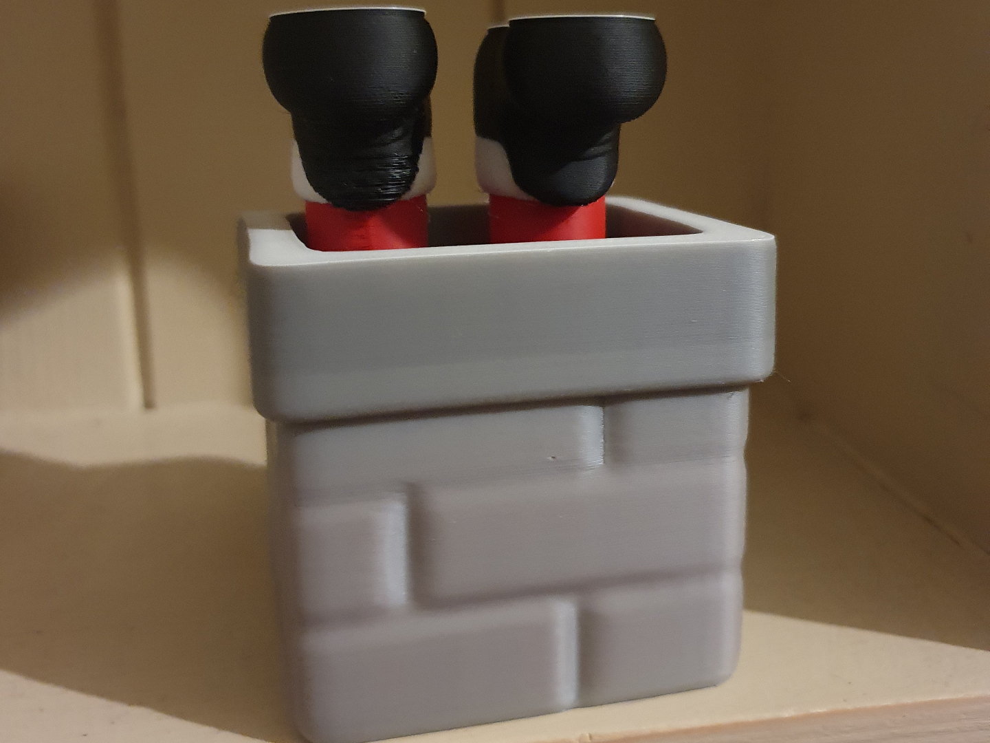 Stuck Santa - Hidden Legs