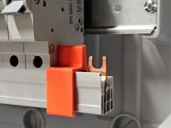 Protective cover for busbar fork KDN380B
