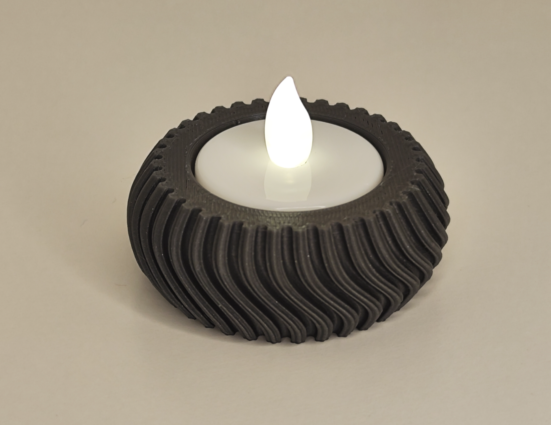 Twisted Winter Tealight