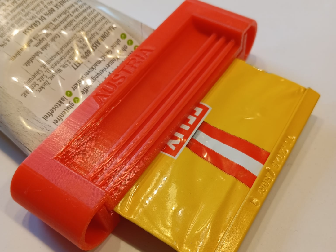 Paste Pusher Flex