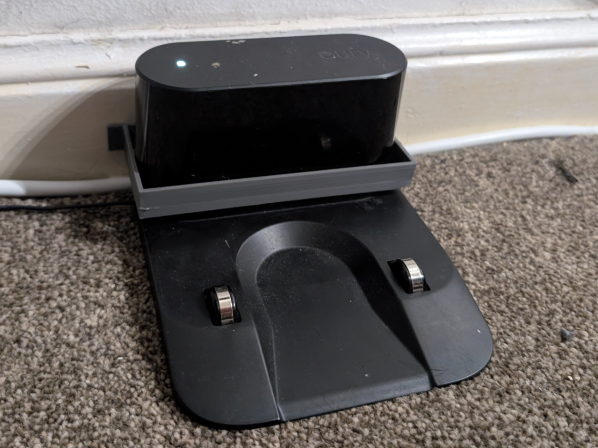 Eufy X8 Baseboard/Wall Bracket