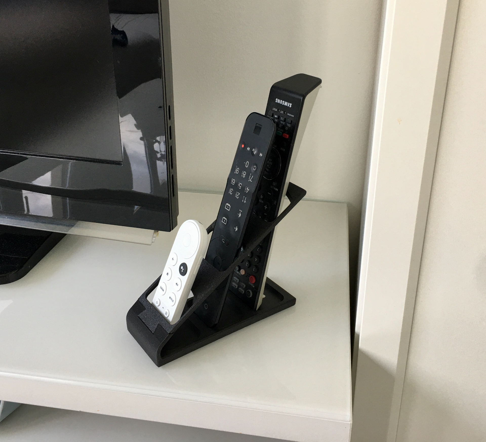 Simple Remote Holder updated