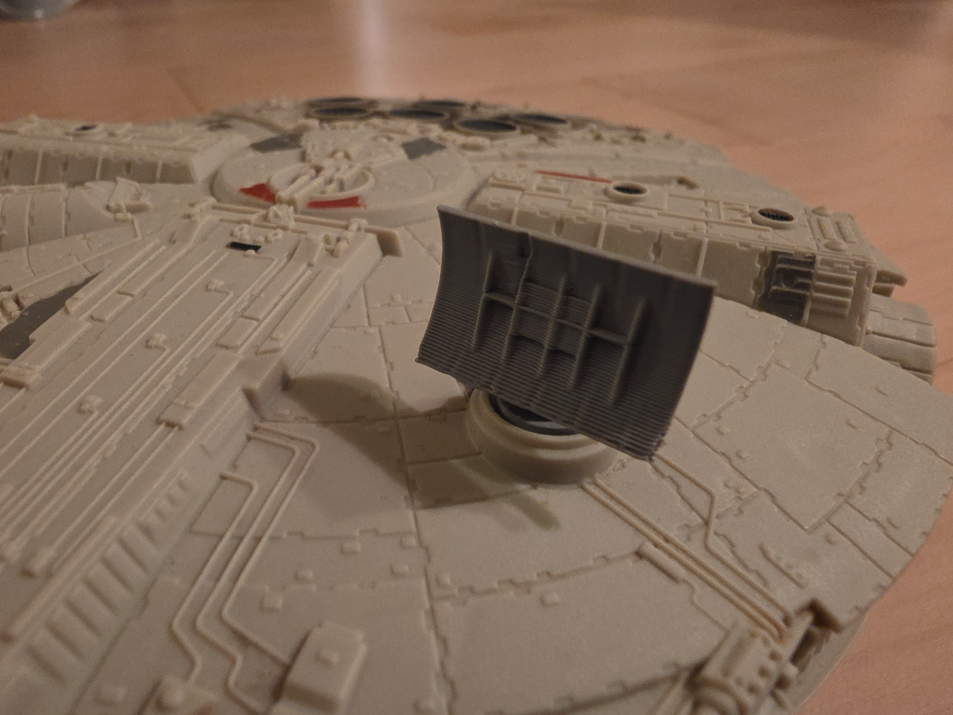 Hasbro Millenium Falcon Toy Replacement Antella