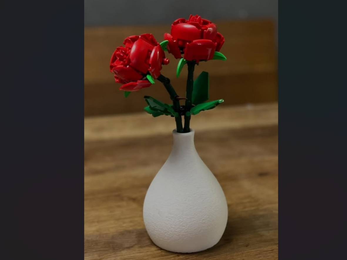 Minimalist Vase with Fuzzy Skin Texture