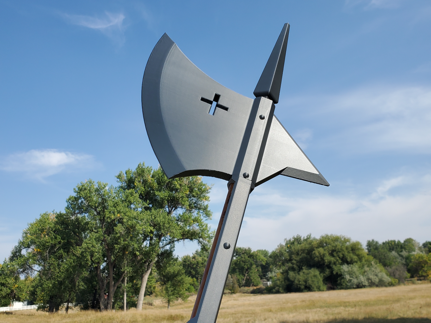 Halberd weapon head and pommel