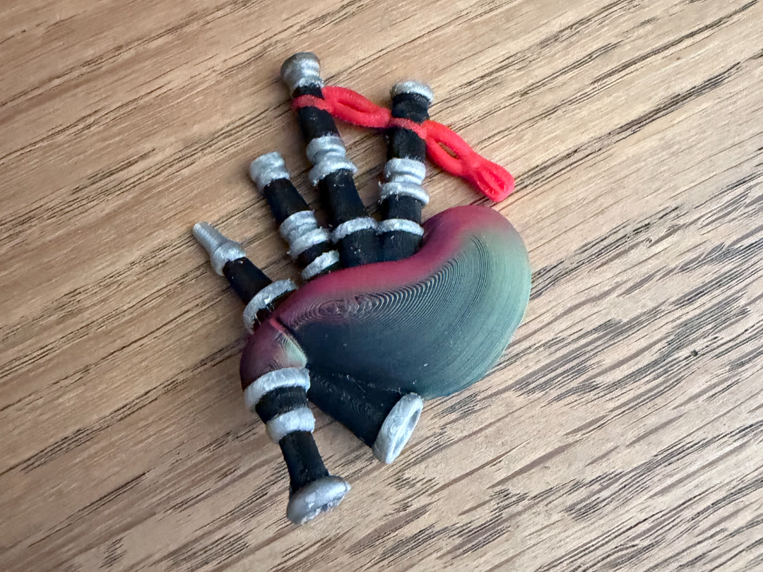 Bagpipe fridge magnet