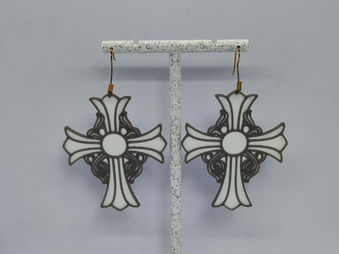 Aretes Cruz de la Dama Gótica