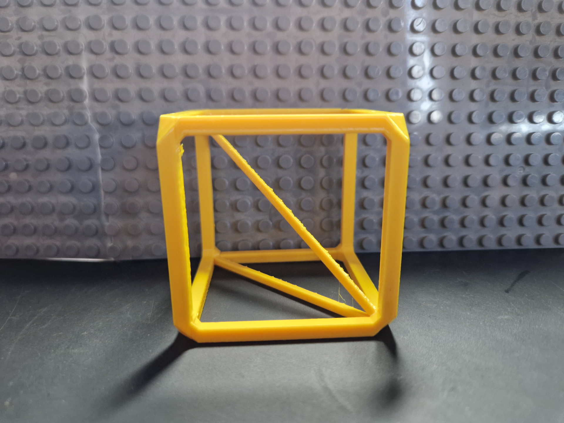 cube with diagonals